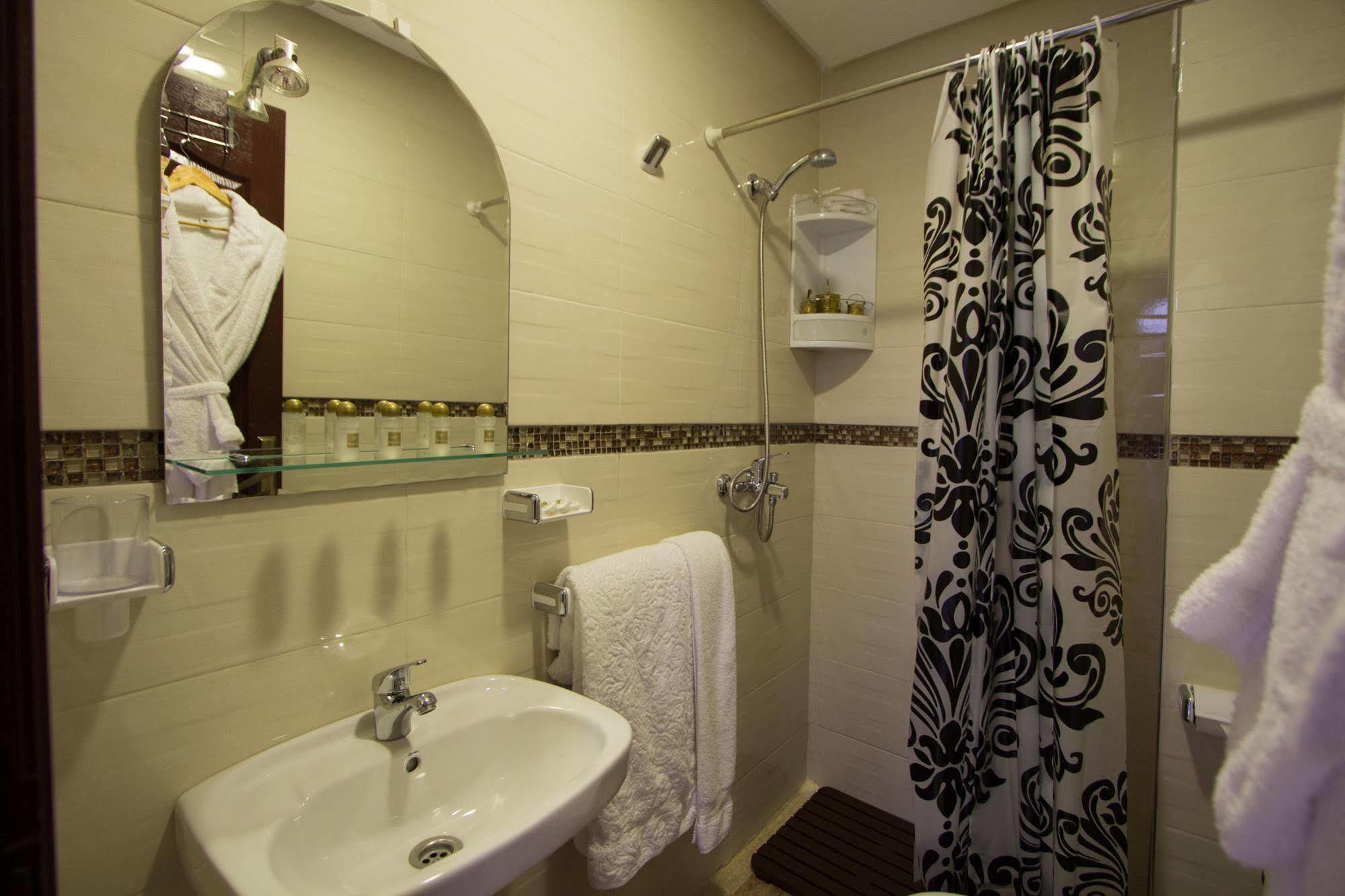 Blue Sky Hôtel Fes Ngoại thất bức ảnh