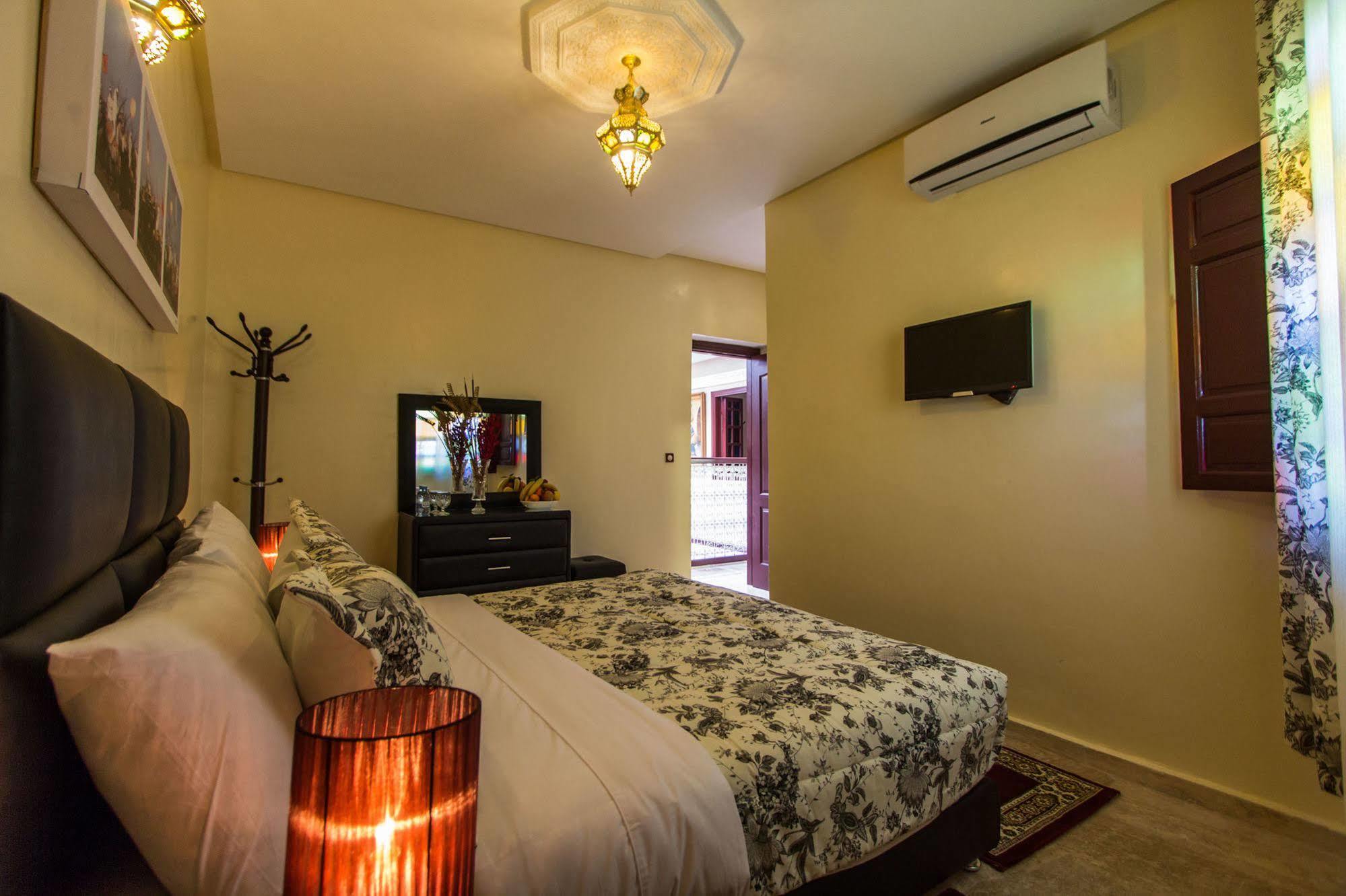 Blue Sky Hôtel Fes Ngoại thất bức ảnh