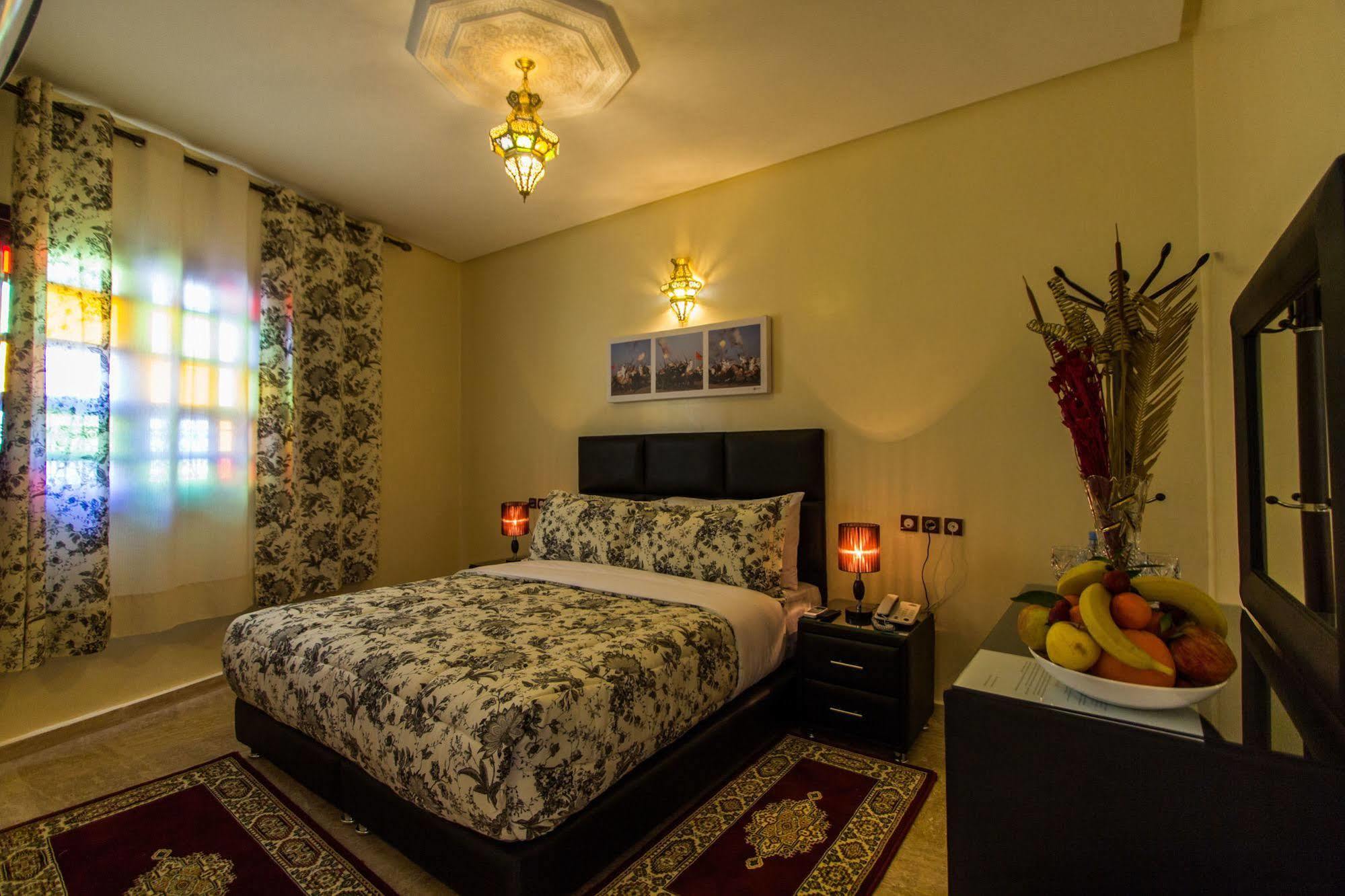 Blue Sky Hôtel Fes Ngoại thất bức ảnh